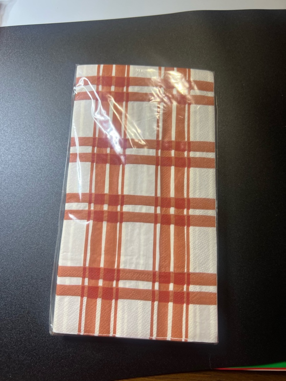 LOT OF HOLIDAY NAPKINS Gibson White and Rust Plaid Guest/Dinner Napkins